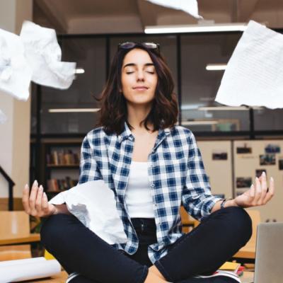 Cum sa faci sa te calmezi? Meditatie pentru stapanirea nervilor