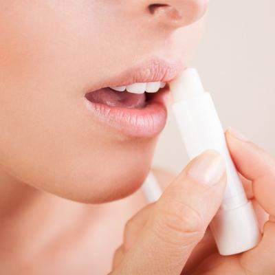 Creeaza-ti singura balsamul de buze preferat	