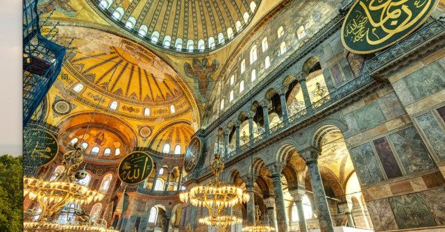 Istanbul oferă o experiență minunată celor care călătoresc singuri