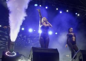 Otilia a cântat în deschiderea Festivalul din Antalya: Fanii au venit cu poza mea sa le-o semnez