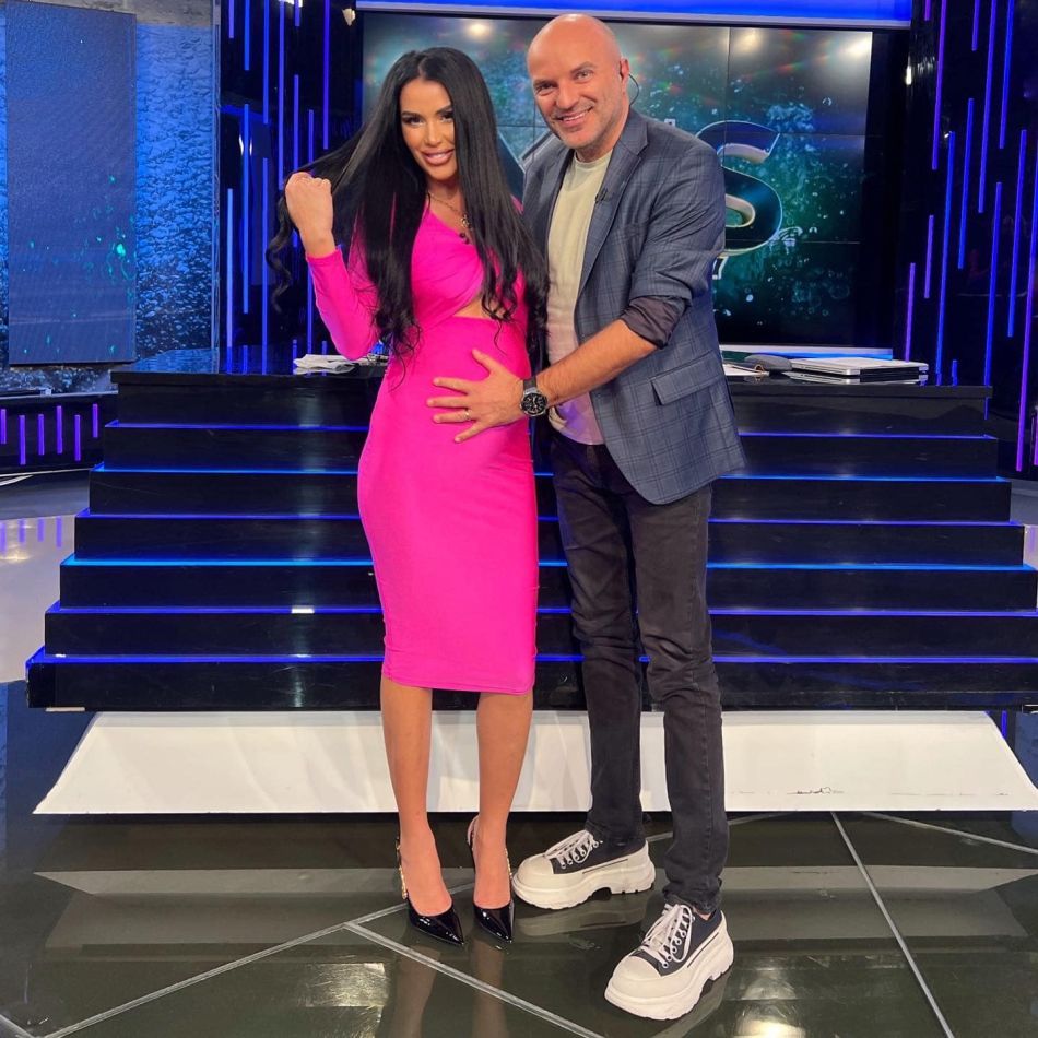 Daniela Crudu, primele imagini cu chipul fiicei sale: Este nervoasă