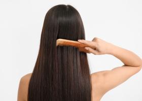Căderea părului – cauze, tipuri de alopecie, tratamente și prevenție