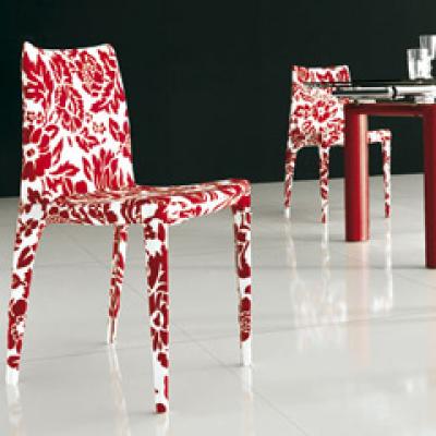 Shopping: scaune in tendinte