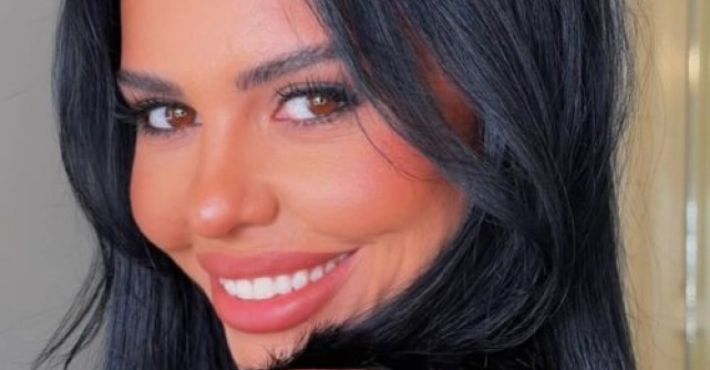 Andreea Popescu, moment amuzant cu mezinul familiei în noua locuință