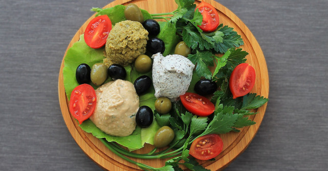 4 ingrediente mediteraneene, pe care nutritionistii recomanda sa le ai tot timpul in bucatarie