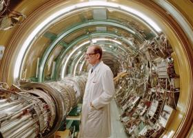 Straniul caz al cercetătorului care a supraviețuit după ce un fascicul din acceleratorul de particule ia- treccut prin creier
