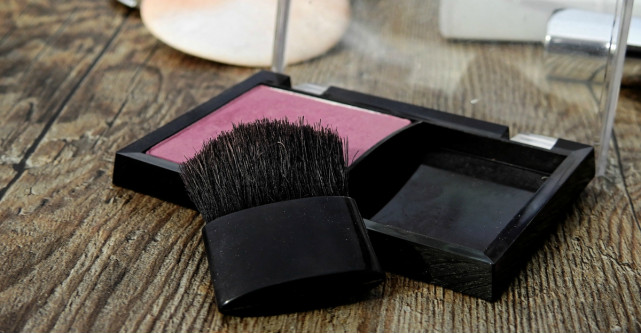 Frumusete de la natura: produse de machiaj pur organice