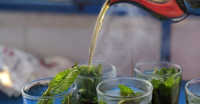 Ceaiul de mentă – proprietăți, beneficii și utilizări