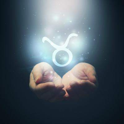 Astrologie: Superputerile femeii Taur
