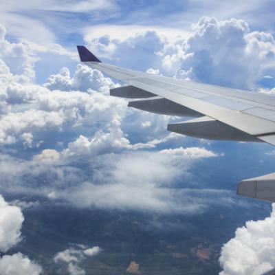 Cinci secrete surprinzătoare despre zborul cu avionul