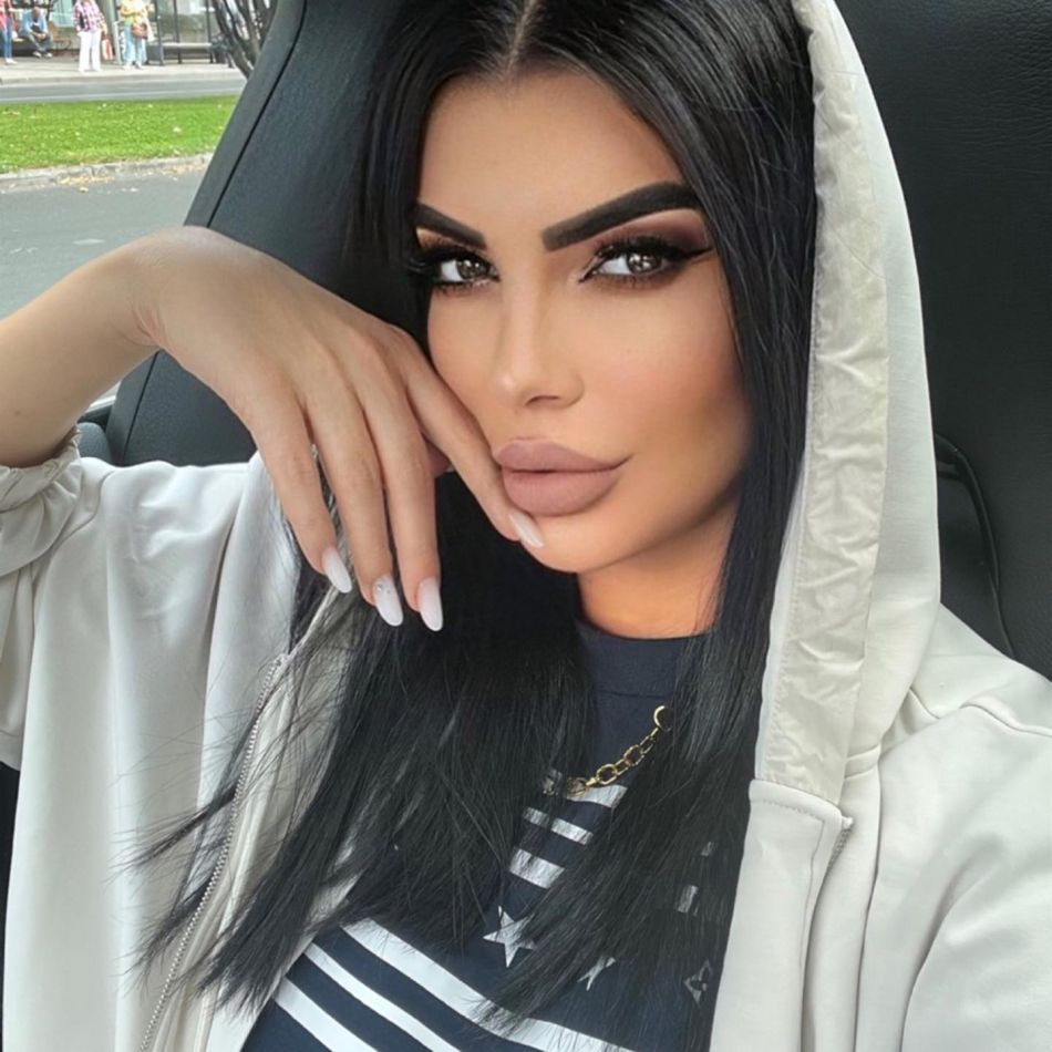 Andreea Tonciu, dezvăluiri șocante din copilărie! Bruneta și-a împlins prietena de la etaj