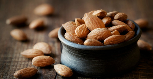 Include in alimentatia ta migdalele. Beneficii pentru sanatate