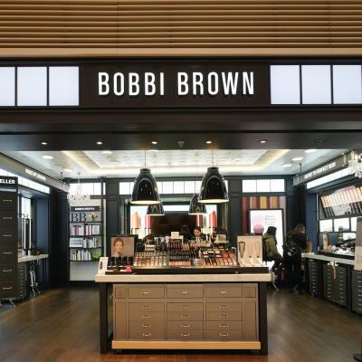 Descoperă noua colecție Primer Plus de la Bobbi Brown