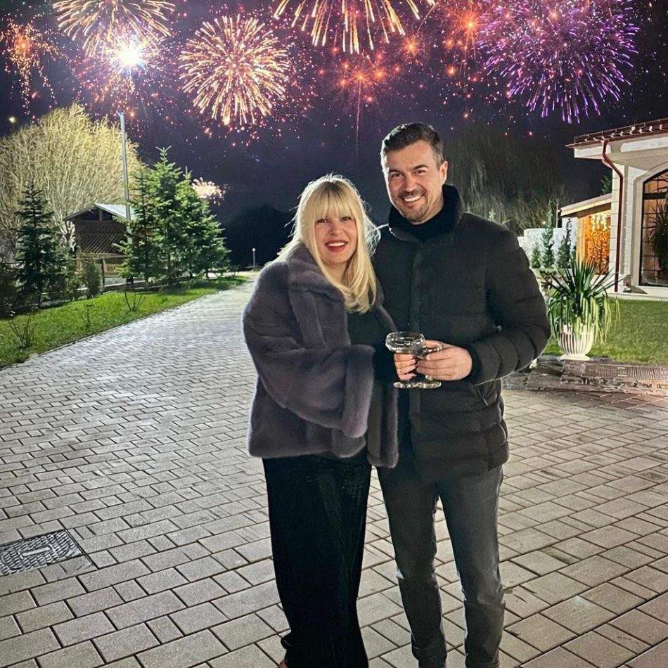 Elena Udrea, copleșită de emoții la începutul școlii. Momentul în care și-a văzut fiica în clasă: Îmi dau lacrimile...