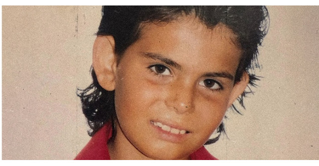 Lasă-mă (să te iubesc) – pasiune pură în stilul lui Andrei Bănuță 