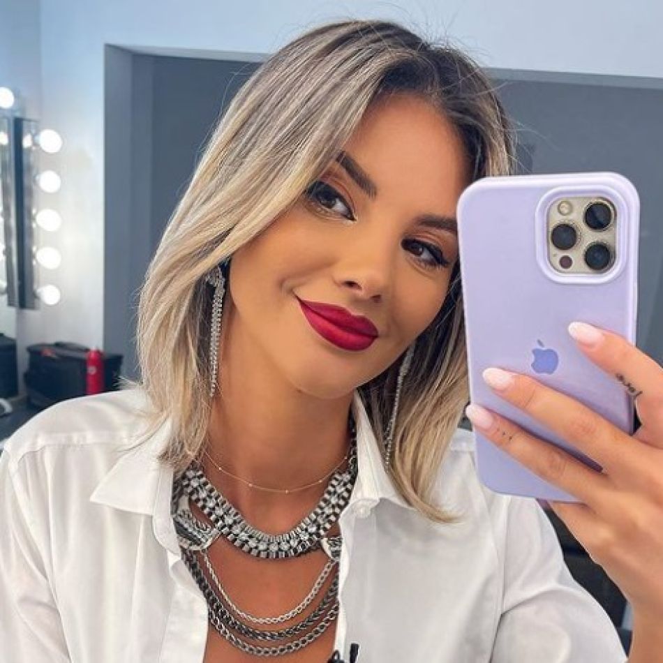 Ramona Olaru iubește din nou!Cerința pe care trebuie să o îndeplinească iubitul:  să am o bază în bărbatul de lângă mine...