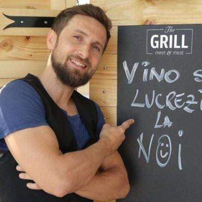 Vlogger olandez, nemulțumit după o masă la restaurantul lui Dani Oțil. Ce l-a făcut să lase o recenzie usturătoare
