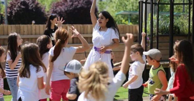 Actriţa Nouria Nouri invită copiii de 8-14 ani în Tabăra de creaţie de la Breaza