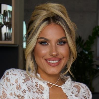 AMNA – mai bine ca niciodată! Ultravioletele un nou început sub umbrela Roton Music