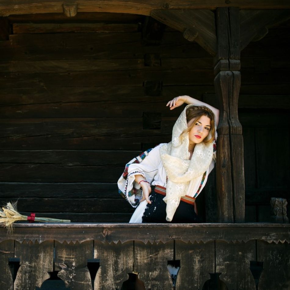 24 iunie: Ziua în care sărbătorim minunata ie românească, simbolul național care a cucerit o lume întreagă