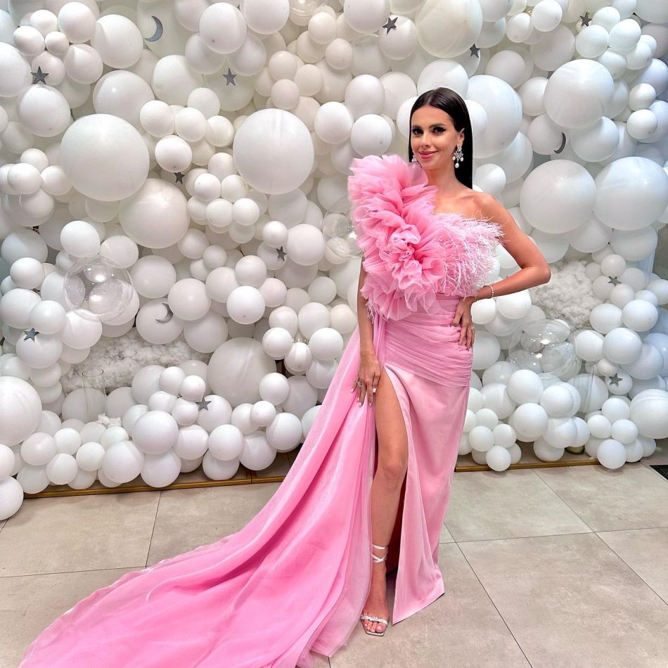 Georgiana Lobonț, de 3 x mămică! Artista este însărcinată și le-a dat vestea urmăritorilor săi