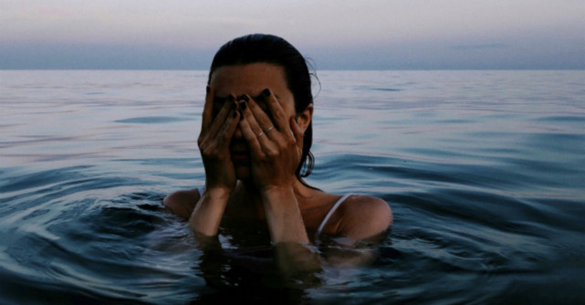  Unii oameni vin în viața ta doar pentru a te învăța să nu fii ca ei 