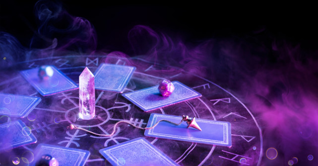 Etalare de Tarot: Cartea lunii ianuarie