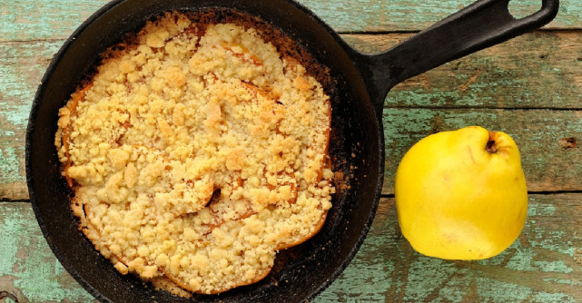 Prajitura 'lenesa' cu gutui. Fara faina si fara oua