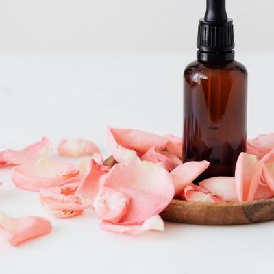 Uleiul de corp te va face să strălucești!