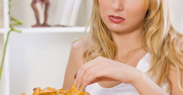 Mancatul compulsiv - un fals prieten