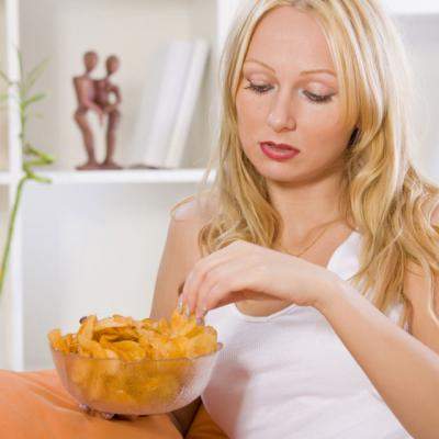 Mancatul compulsiv - un fals prieten