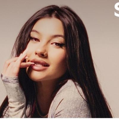 Erika Isac reinterpretează Mr. Saxobeat pentru Spotify Singles, într-un moment care marchează revenirea sound-ului eurodance 