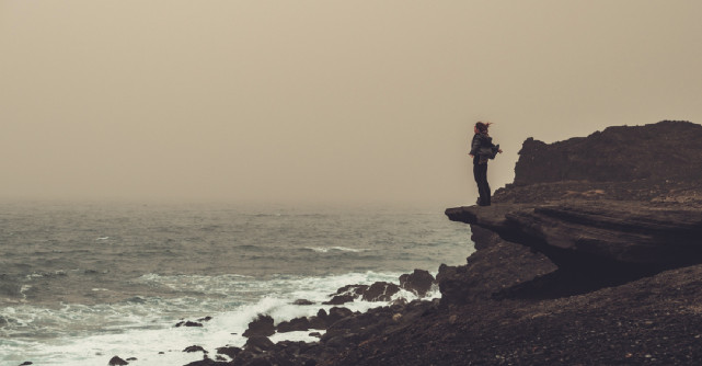 4 Adevăruri de care le uităm în vremurile grele (și care ar face o diferență incredibilă dacă ne-am aminti de ele)