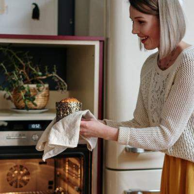 Moștenirea din farfurie: 4 moduri de a te reconecta cu rădăcinile familiei prin mâncare și povești