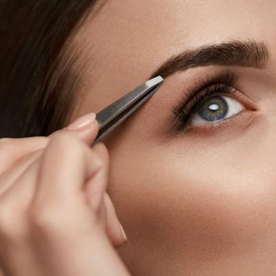 Tendinte in materie de sprancene pentru 2017: cum sa le machiezi corect