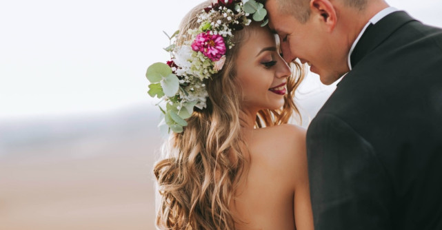 Cat trebuie sa astepti pana sa te casatoresti. Asculti inima sau mintea?