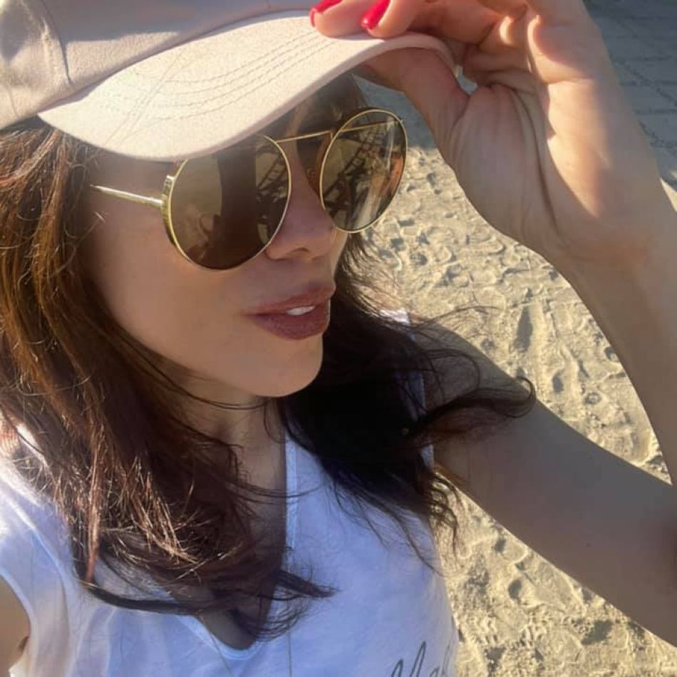 Denise Rifai și Dan Bittman, surprinși împreună la plajă! În ce ipostaze a fost fotografiată prezentatoarea tv?