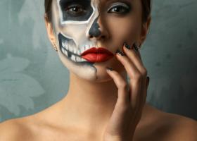 Astrologie: Cum sa te deghizezi de Halloween in functie de zodie