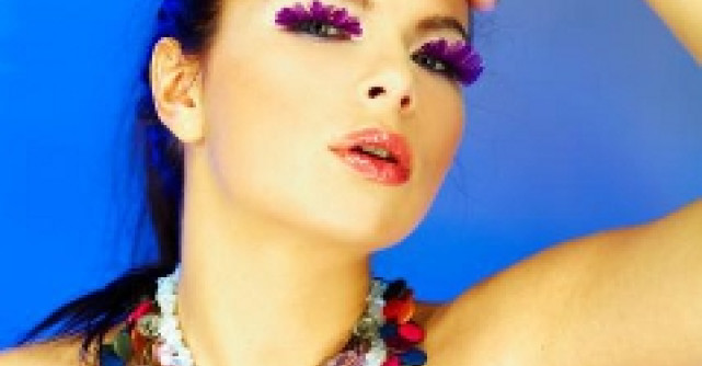 Practic: machiajul tropical