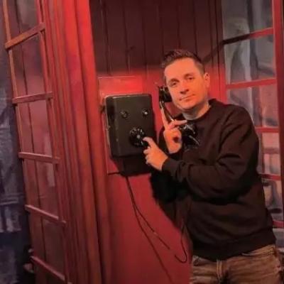 Cine este George Tănase de la America Express. Comedianul imită perfect 50 de voci