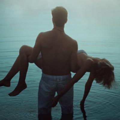 Când vei întâlni persoana potrivită vei înțelege că toate luptele au fost cu un scop