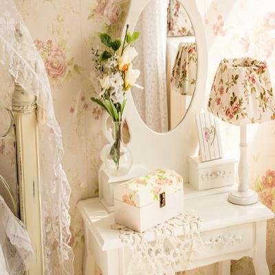 Dormitorul unei romantice incurabile trebuie sa-i reflecte personalitatea. 5 idei practice pentru a-l pune in valoare