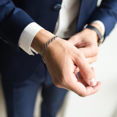 5 bijuterii speciale pe care le poți oferi în dar unui bărbat