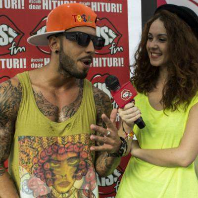 Alex Velea si Cameron Diaz vin cu Stirile zilei