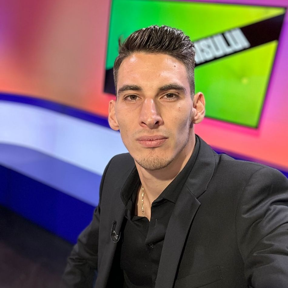 Victor Cornea, despre diferența de vârstă dintre el și Andreea Bălan: O iubesc mult, sunt mai liniștit pe teren...