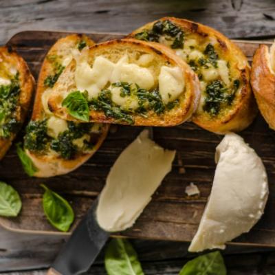 Cină delicioasă din trei ingrediente. Rapid, simplu și extrem de ușor