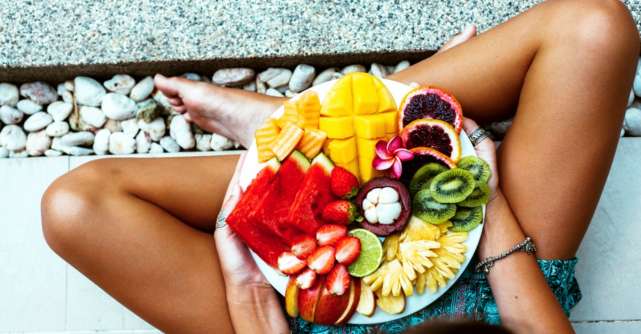 Alimente care topesc grasimea: ce sa mananci ca sa pierzi in greutate