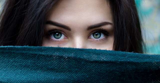 Permanent de gene sau una dintre cele mai bune modalitati de a-ti spori frumusetea ochilor