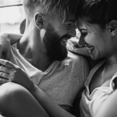 6 semne ca este indragostit de tine (chiar daca inca nu spune)