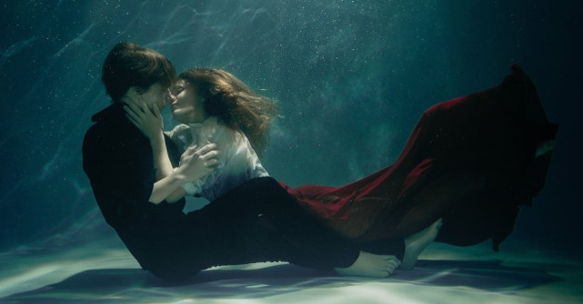 Poziția linguriță: o explorare senzuală și profundă a intimității